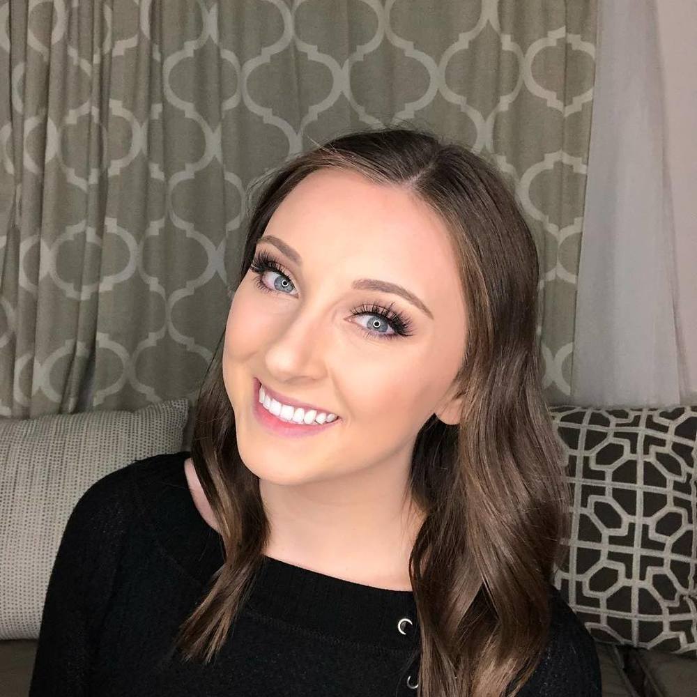 Meet your Posher, Carlee
